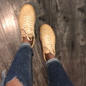 Gently used Rihanna creepers